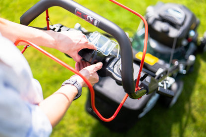 Webb WER460SP 18"/46cm Self-Propelled Rotary Petrol Lawn Mower, 141cc, 7 Cutting Heights, 55L Bag - 3 Year Guarantee (18")