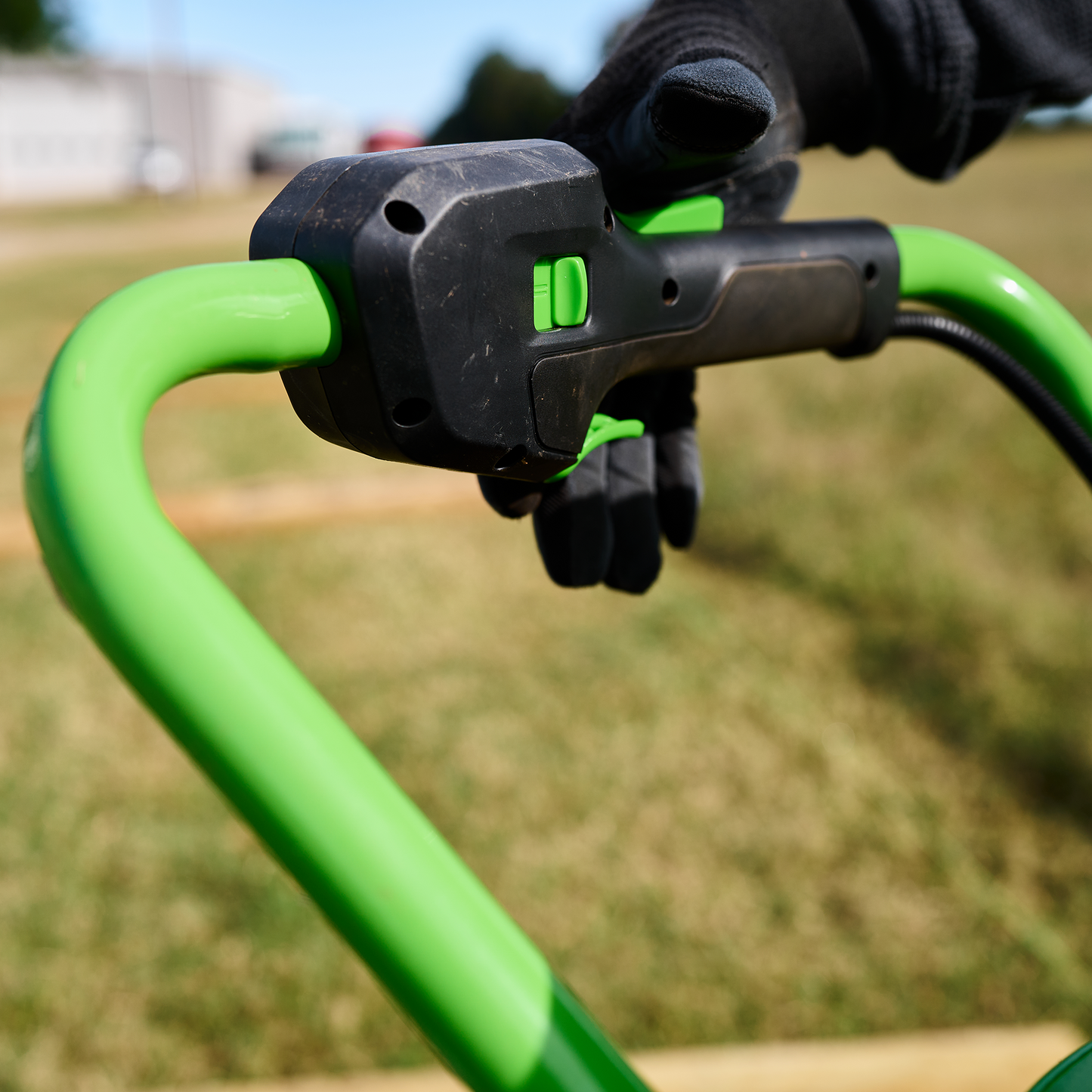82V Earth Auger Kit with 4Ah Battery and Dual Port Charger | 82EA8-4DP